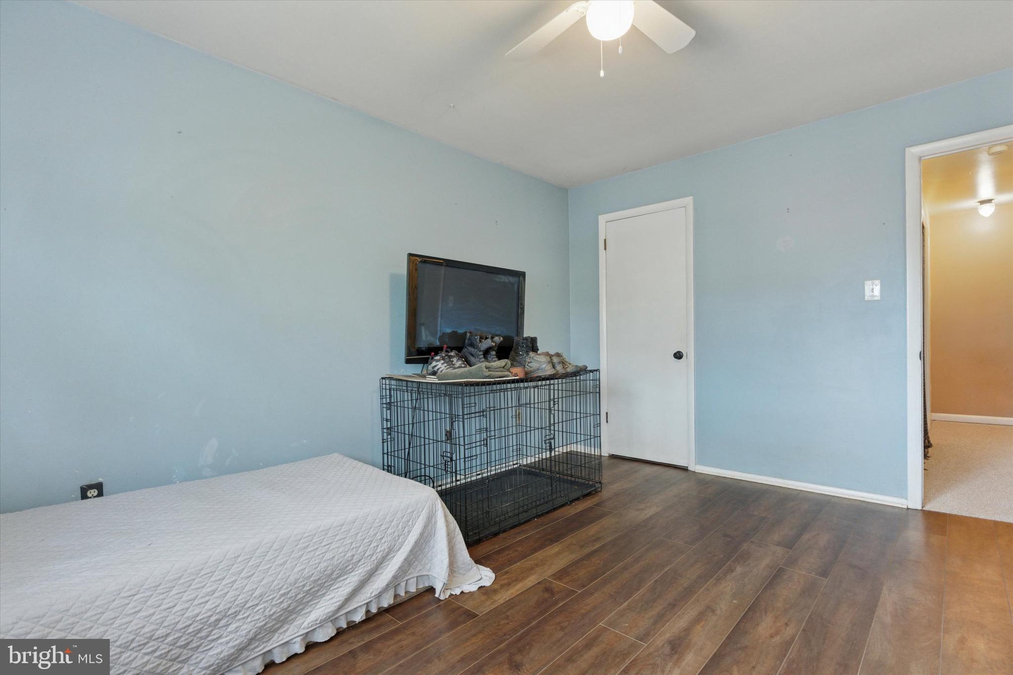 96 Providence Forge Road Royersford, PA 19468 - Photo 20 of 22 a bedroom with a bed and a dresser