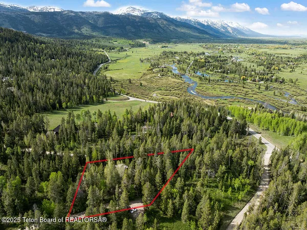 $5,750,000 | 5725 Caddis Fly Drive, Wilson, WY 83014