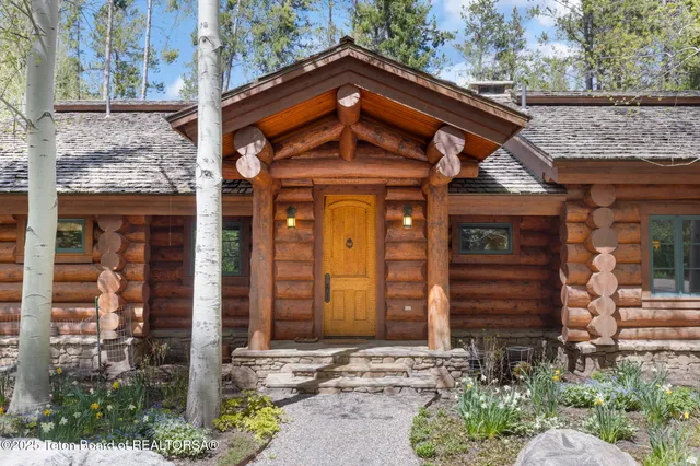 $5,750,000 | 5725 Caddis Fly Drive, Wilson, WY 83014
