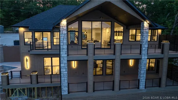 $2,470,000 | 844 Thrush Road, Lake Ozark, MO 65049