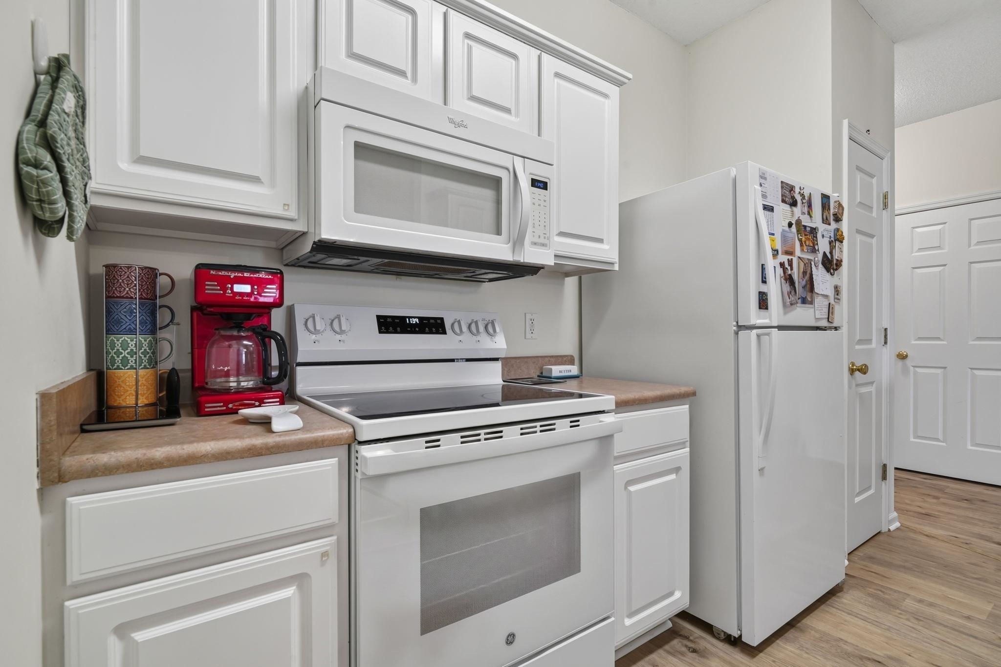 2070 Cross Gate Boulevard, Unit 303 Myrtle Beach, SC 29575 - Photo 10 of 27