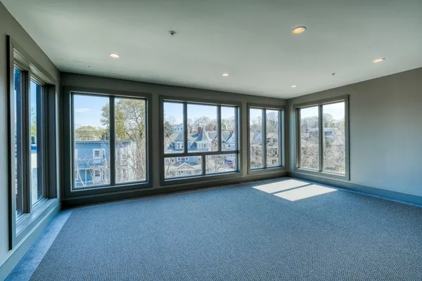 $3,000 | 533 Cambridge Street, Unit 304, Boston, MA 02134