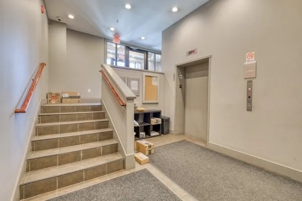 $3,000 | 533 Cambridge Street, Unit 304, Boston, MA 02134