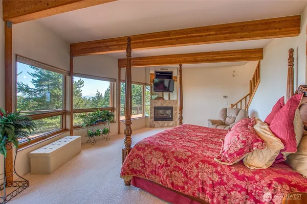 $1,950,000 | 1669 Day Lake Road, Orcas Island, WA 98245