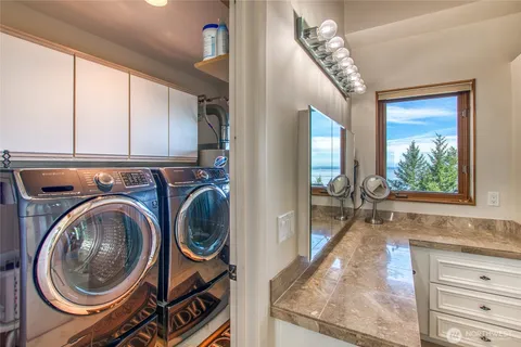 $1,950,000 | 1669 Day Lake Road, Orcas Island, WA 98245