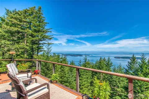 $1,950,000 | 1669 Day Lake Road, Orcas Island, WA 98245
