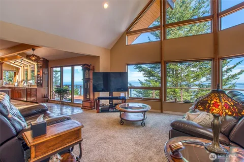 $1,950,000 | 1669 Day Lake Road, Orcas Island, WA 98245