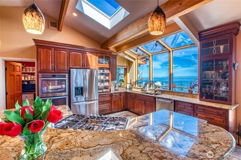 $1,950,000 | 1669 Day Lake Road, Orcas Island, WA 98245