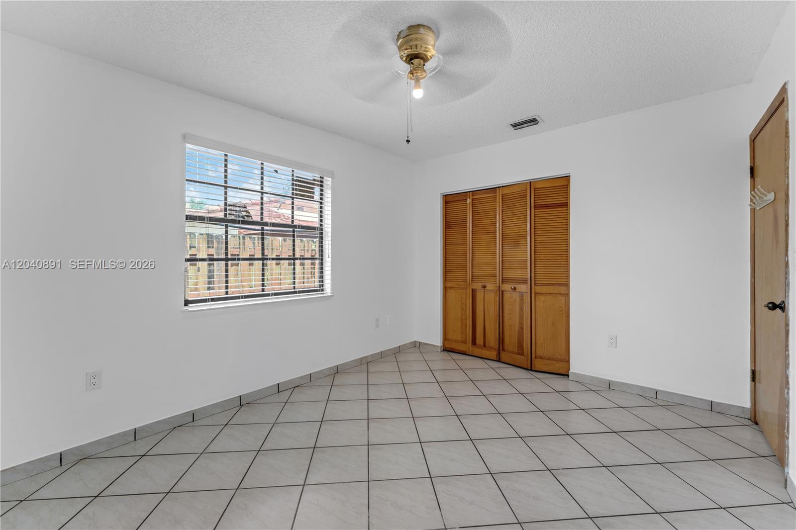 6860 Southwest 18th Street Miami, FL 33155 - Photo 23 of 35