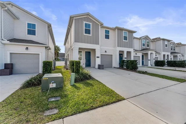 $2,150 | 7628 Danube Road, Kissimmee, FL 34747