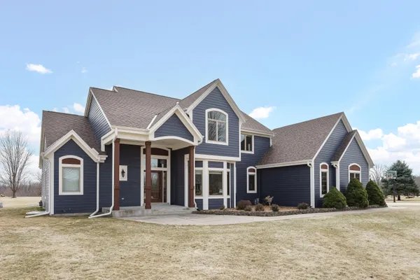 $744,900 | 2394 Wildlife Court, Richfield, WI 53076