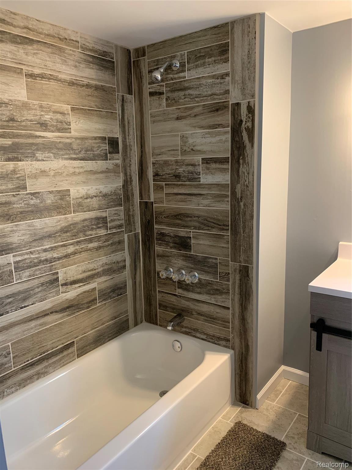 8064 Barden Road Davison, MI 48423 - Photo 20 of 32 E321E59D-6A0B-4640-AC20-E0C92C70BCCE.jpeg