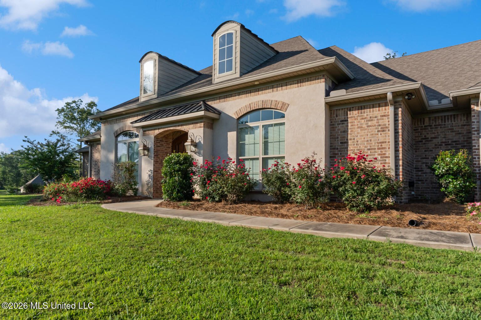720 Clover Rdg Way Brandon, MS 39047 - Photo 3 of 27 DSC00101