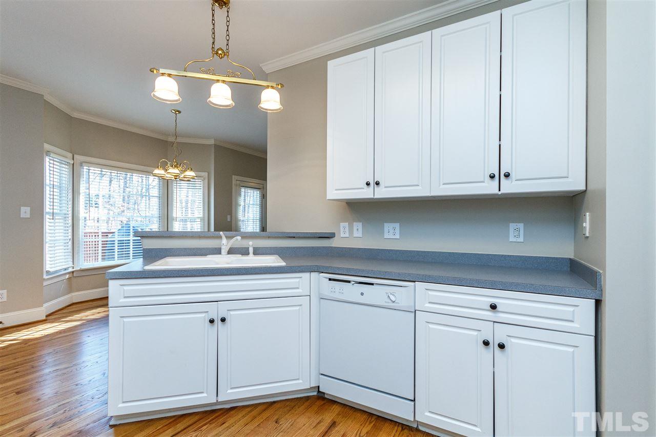 4504 Olde Stream Court Raleigh, NC 27612 - Photo 12 of 30 Gallery Image 12