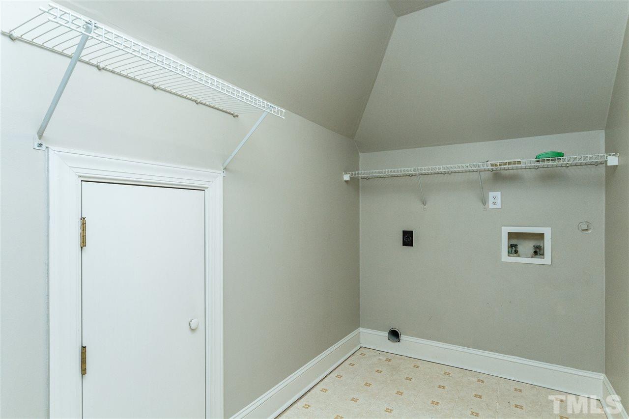 4504 Olde Stream Court Raleigh, NC 27612 - Photo 13 of 30 Gallery Image 13