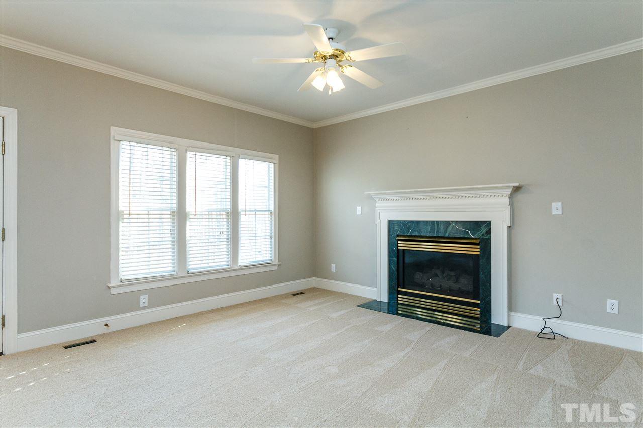 4504 Olde Stream Court Raleigh, NC 27612 - Photo 6 of 30 Gallery Image 6