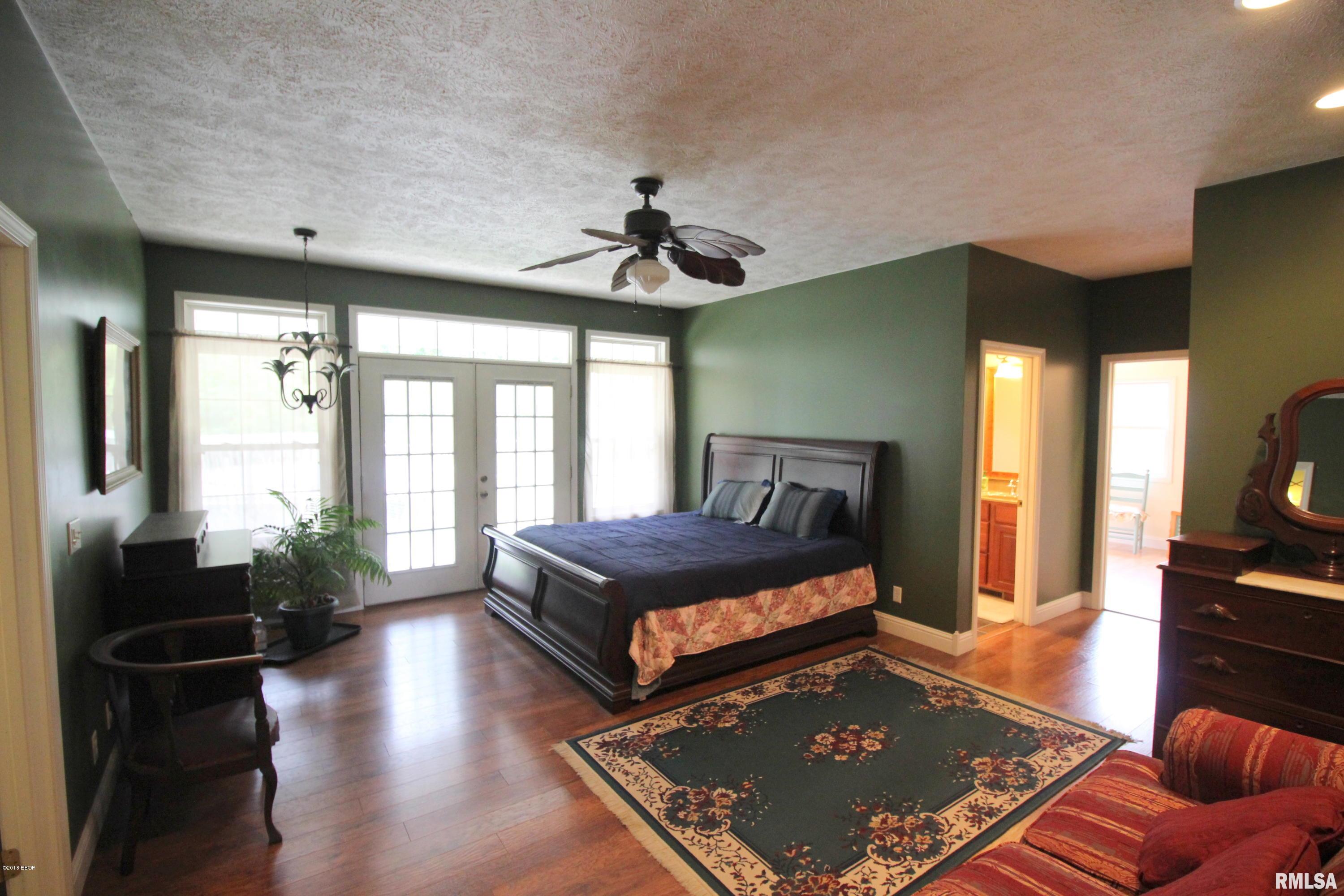 12677 Turkey Track Road Carterville, IL 62918 - Photo 16 of 33