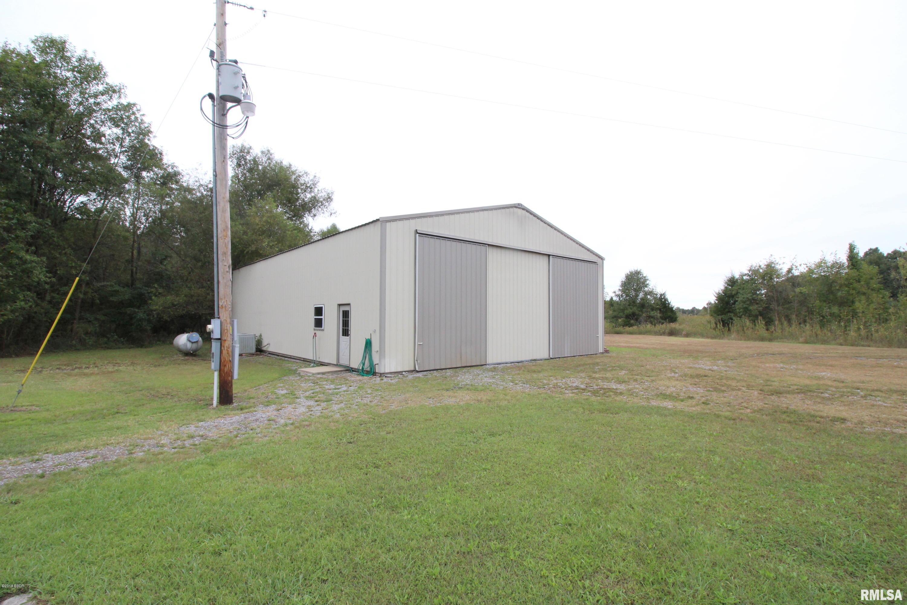 12677 Turkey Track Road Carterville, IL 62918 - Photo 32 of 33