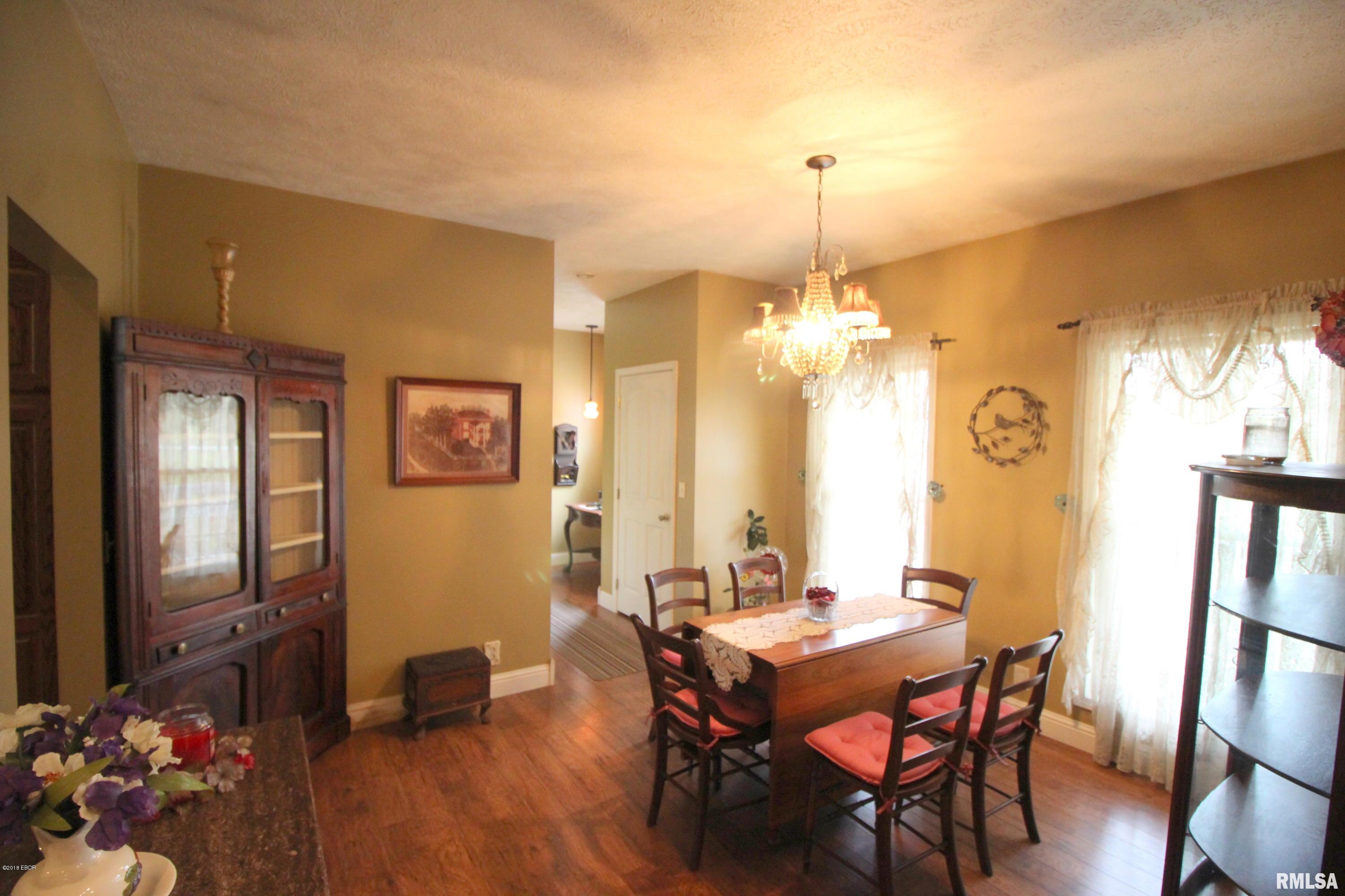 12677 Turkey Track Road Carterville, IL 62918 - Photo 9 of 33
