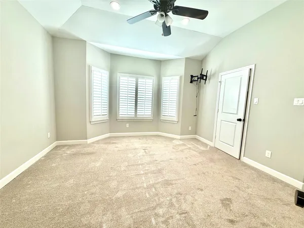 $2,300 | 9206 Anna Street, Needville, TX 77461