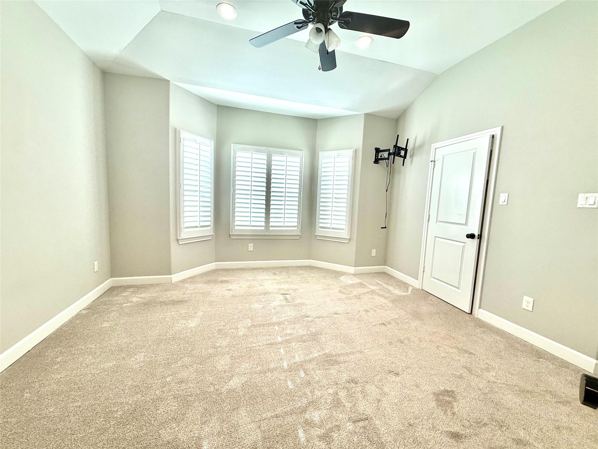 9206 Anna Street Needville, TX 77461 - Photo 15 of 24 a view of an empty room with a window
