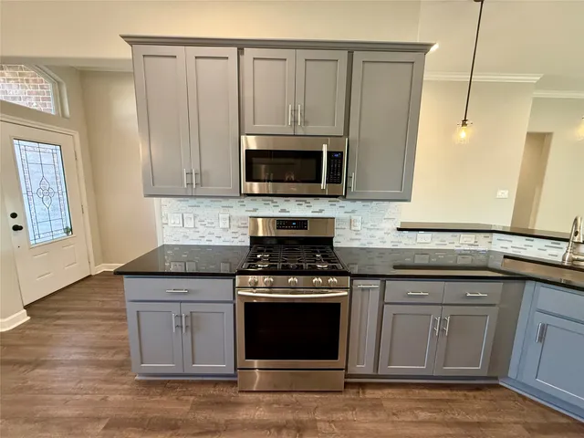 $2,500 | 9206 Anna Street, Needville, TX 77461