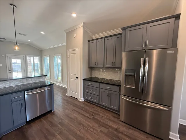 $2,500 | 9206 Anna Street, Needville, TX 77461