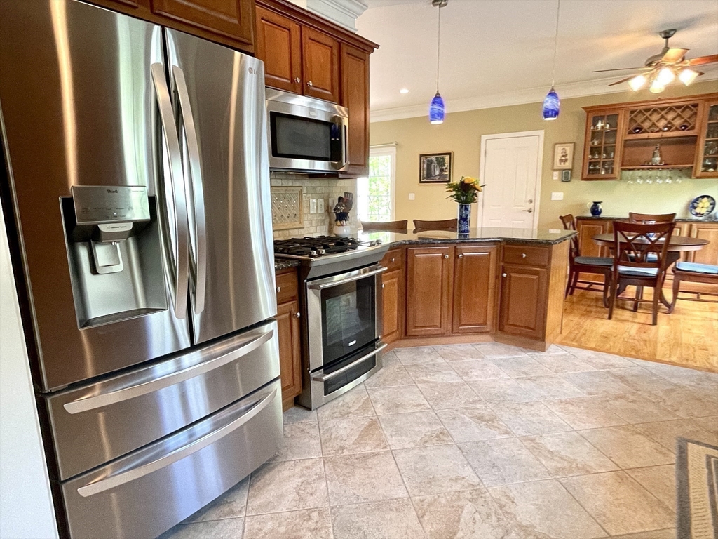 116 Nicholas Drive Lancaster, MA 01523 - Photo 20 of 42