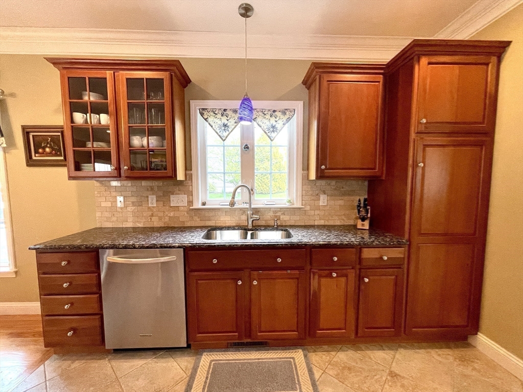 116 Nicholas Drive Lancaster, MA 01523 - Photo 21 of 42