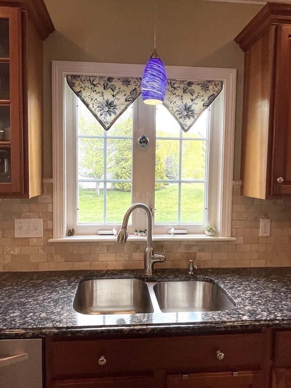 116 Nicholas Drive Lancaster, MA 01523 - Photo 22 of 42