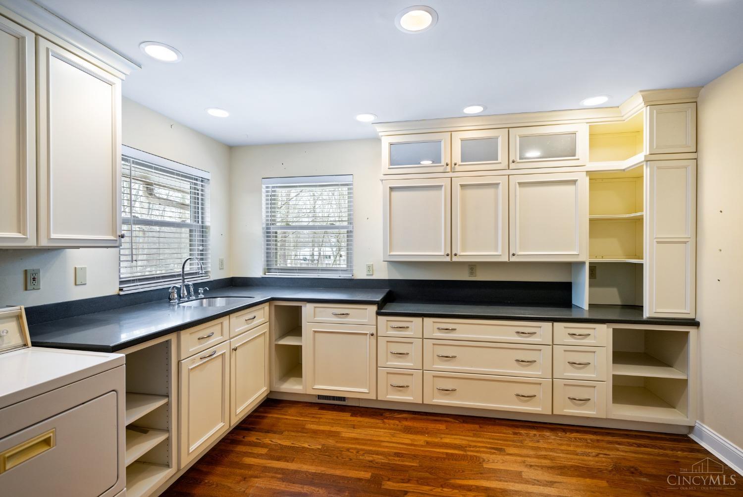 7416 Ayers Road Cincinnati, OH 45255 - Photo 32 of 59 Gallery Image 32