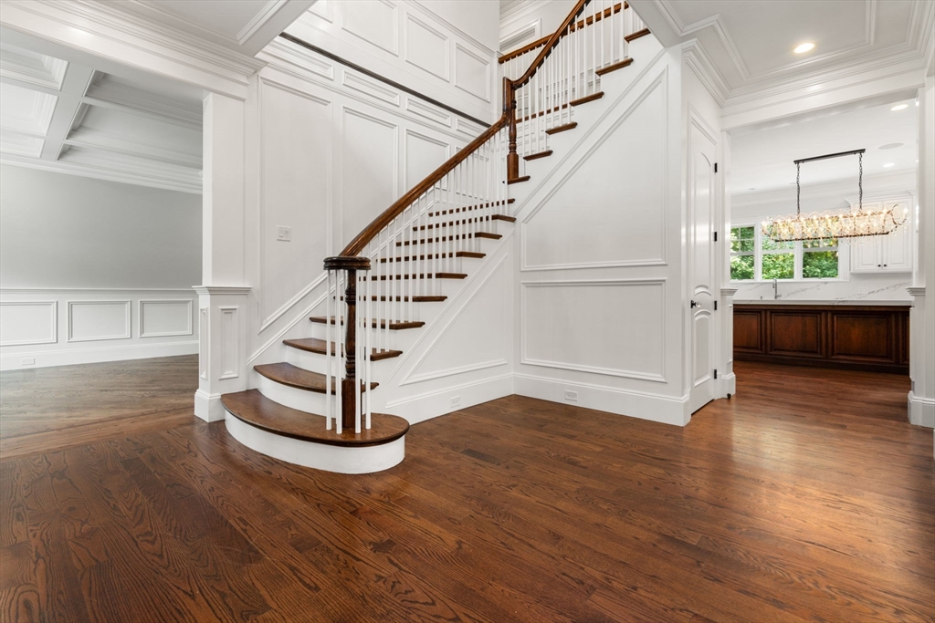 99 Old Colony Road Wellesley, MA 02481 - Photo 3 of 22