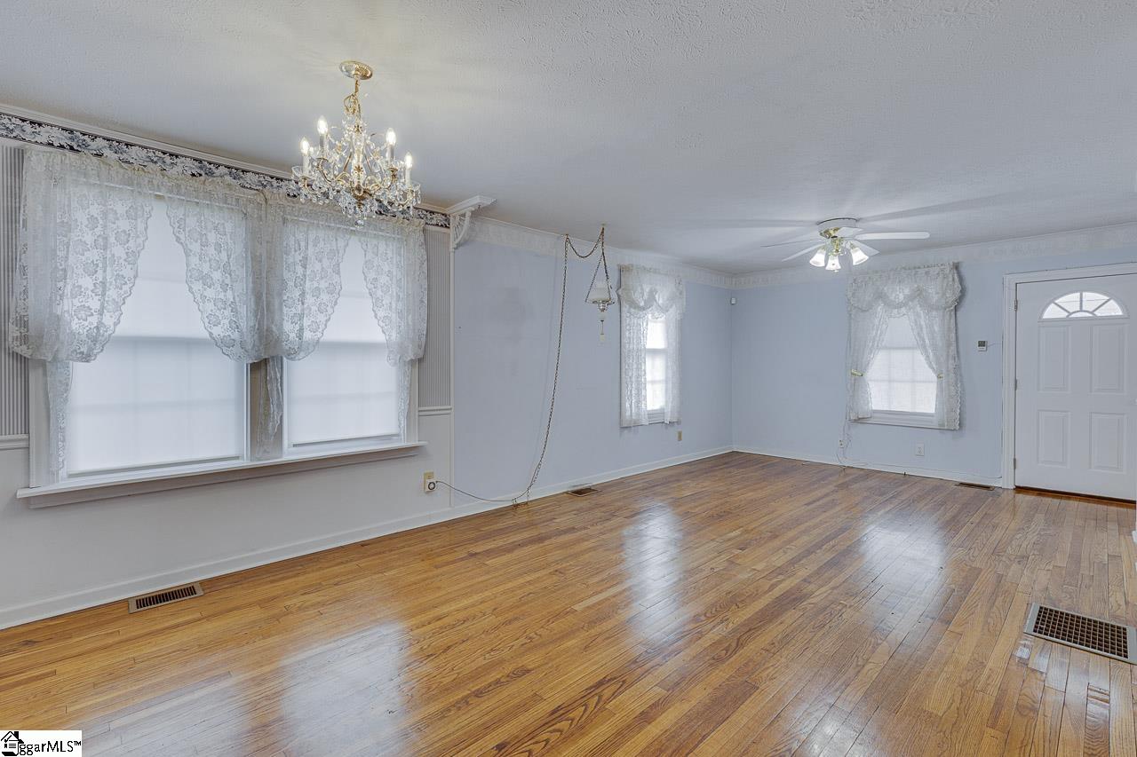 504 McCrary Street Greenville, SC 29609 - Photo 11 of 37 Gallery Image 11