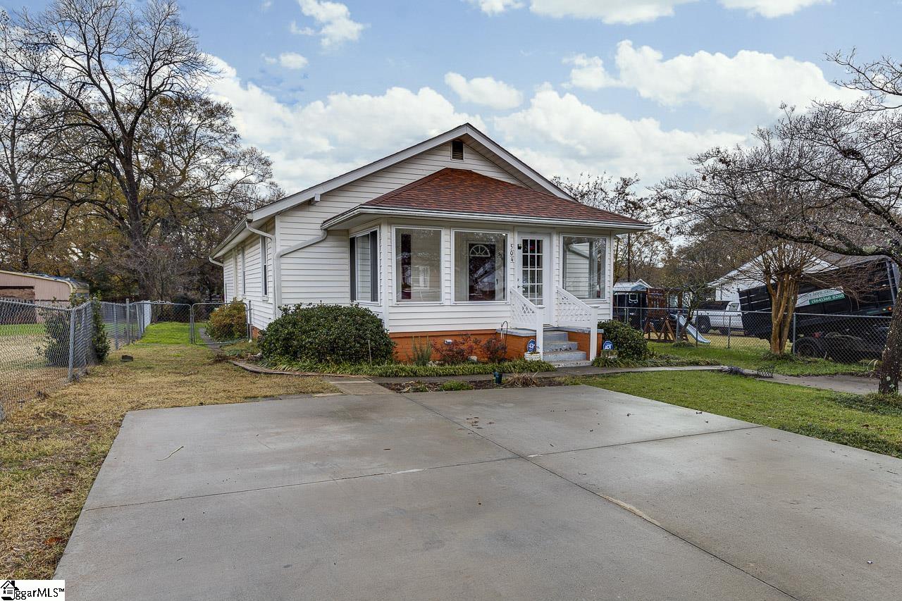 504 McCrary Street Greenville, SC 29609 - Photo 2 of 37 Gallery Image 2