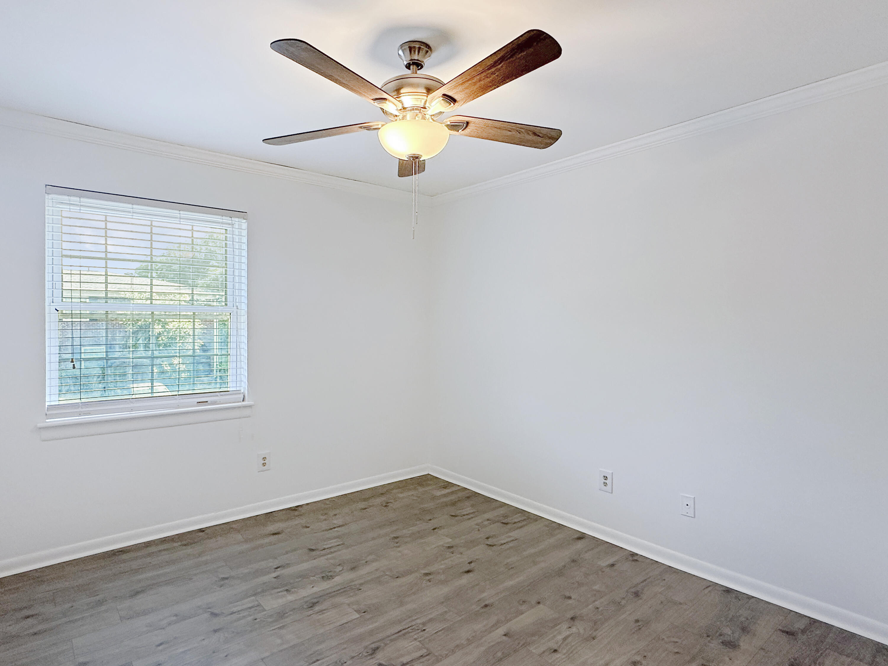 21 Rivers Point Row, Unit 13F Charleston, SC 29412 - Photo 26 of 30 IMG_0559