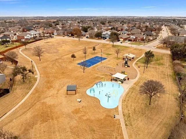 $395,000 | 113 Ellicott Drive, Roanoke, TX 76262