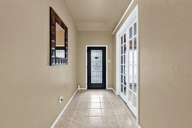 $395,000 | 113 Ellicott Drive, Roanoke, TX 76262