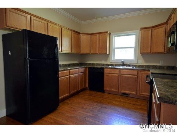 184 Pineview Road Asheville, NC 28804 - Photo 4 of 10 Gallery Image 4
