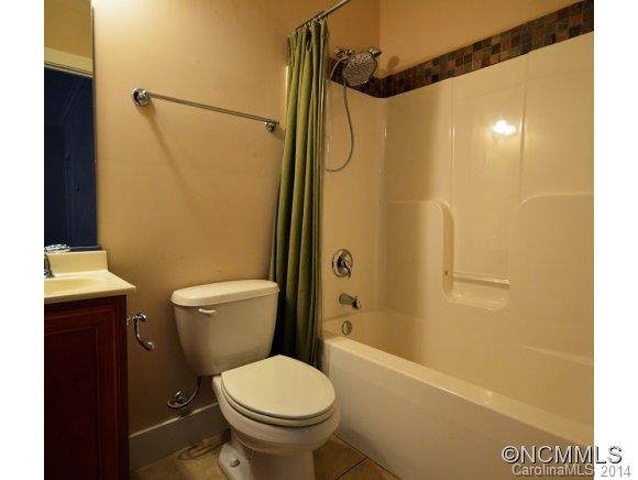 184 Pineview Road Asheville, NC 28804 - Photo 6 of 10 Gallery Image 6
