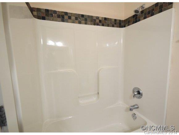 184 Pineview Road Asheville, NC 28804 - Photo 8 of 10 Gallery Image 8
