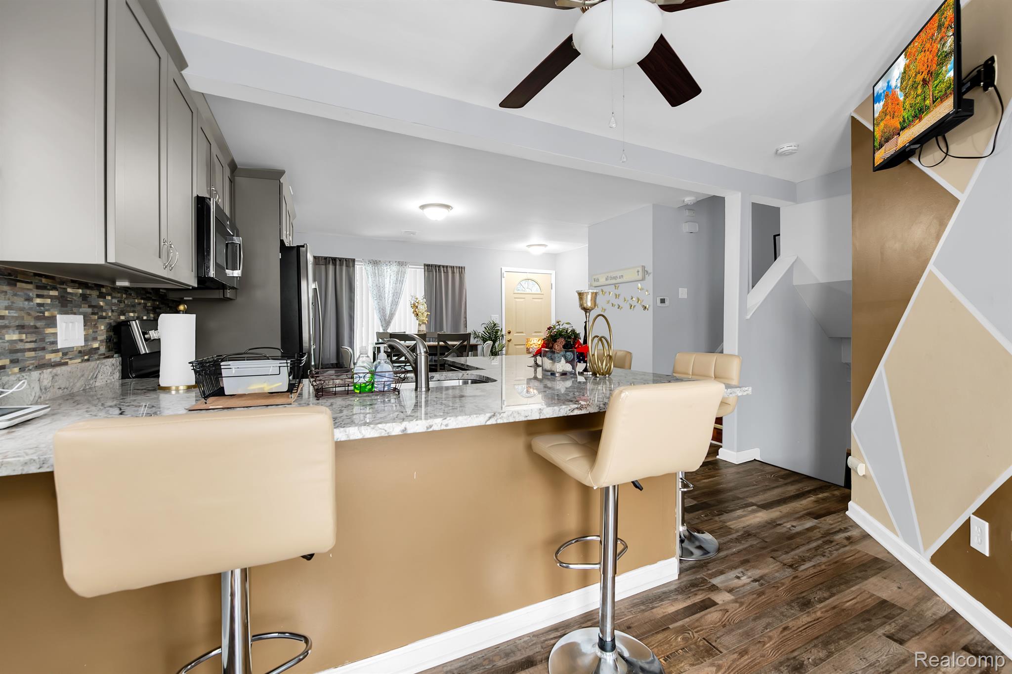 15261 Common Road Roseville, MI 48066 - Photo 23 of 26 Gallery Image 23