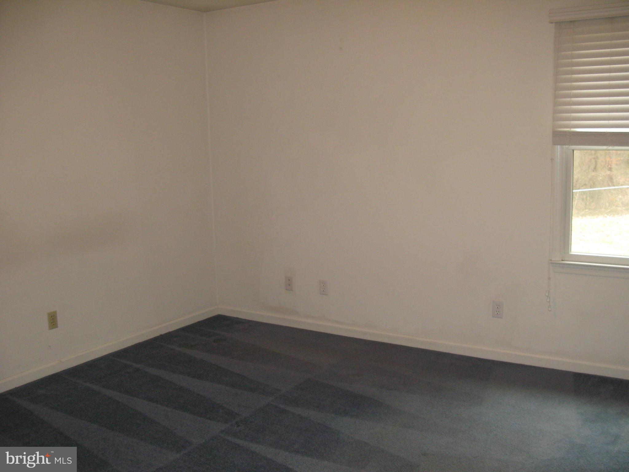9440 Dahlgren Road King George, VA 22485 - Photo 6 of 8 Bedroom (Master)
