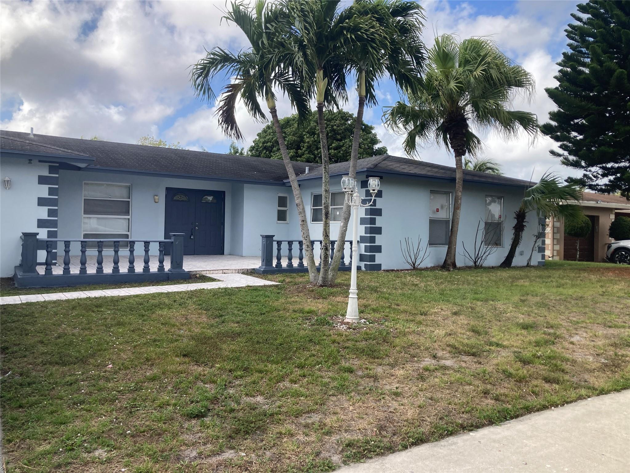 6230 Southwest 4th Place Margate, FL 33068 - Photo 2 of 25 Photo 2