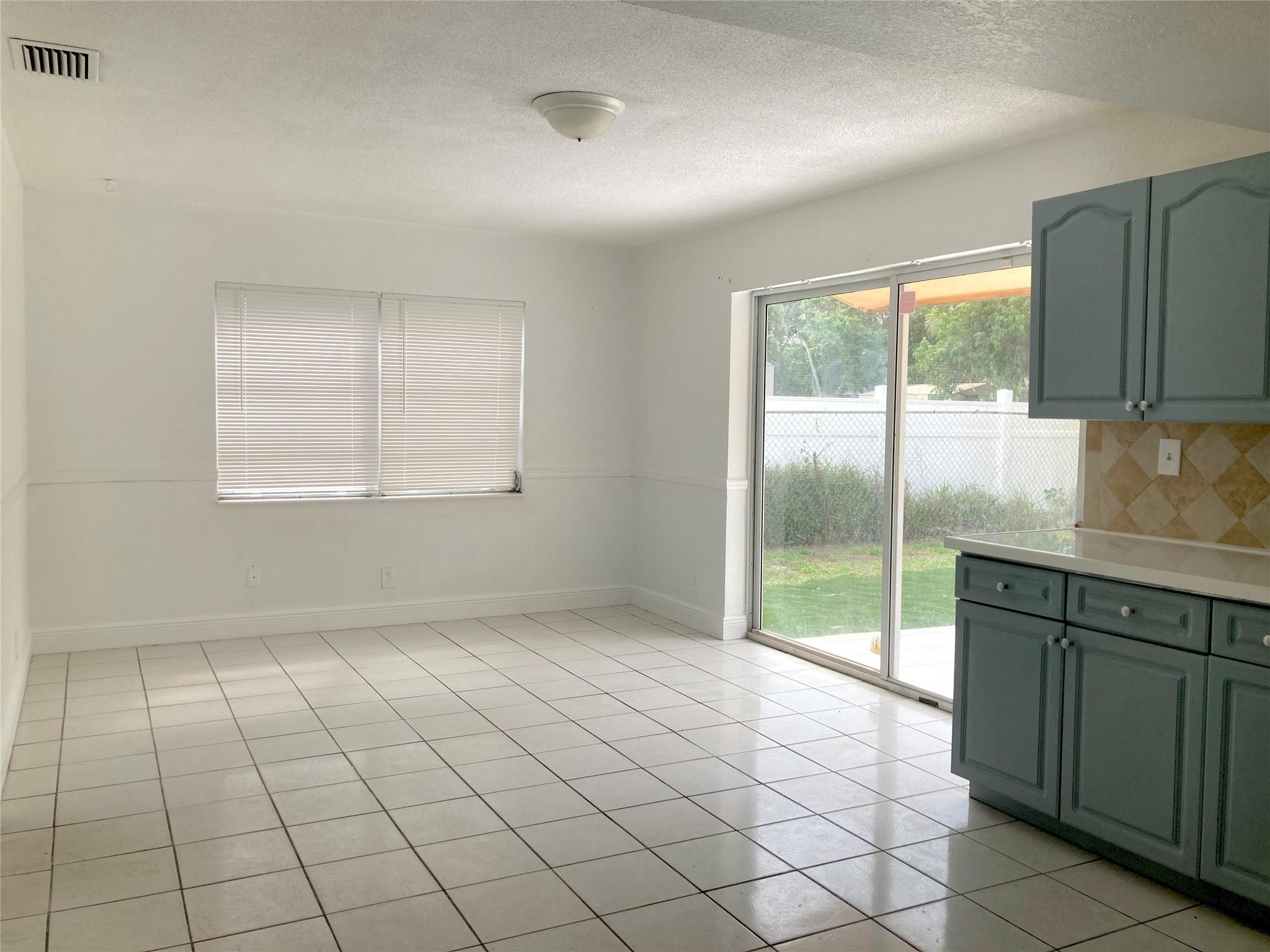 6230 Southwest 4th Place Margate, FL 33068 - Photo 10 of 25 Photo 10