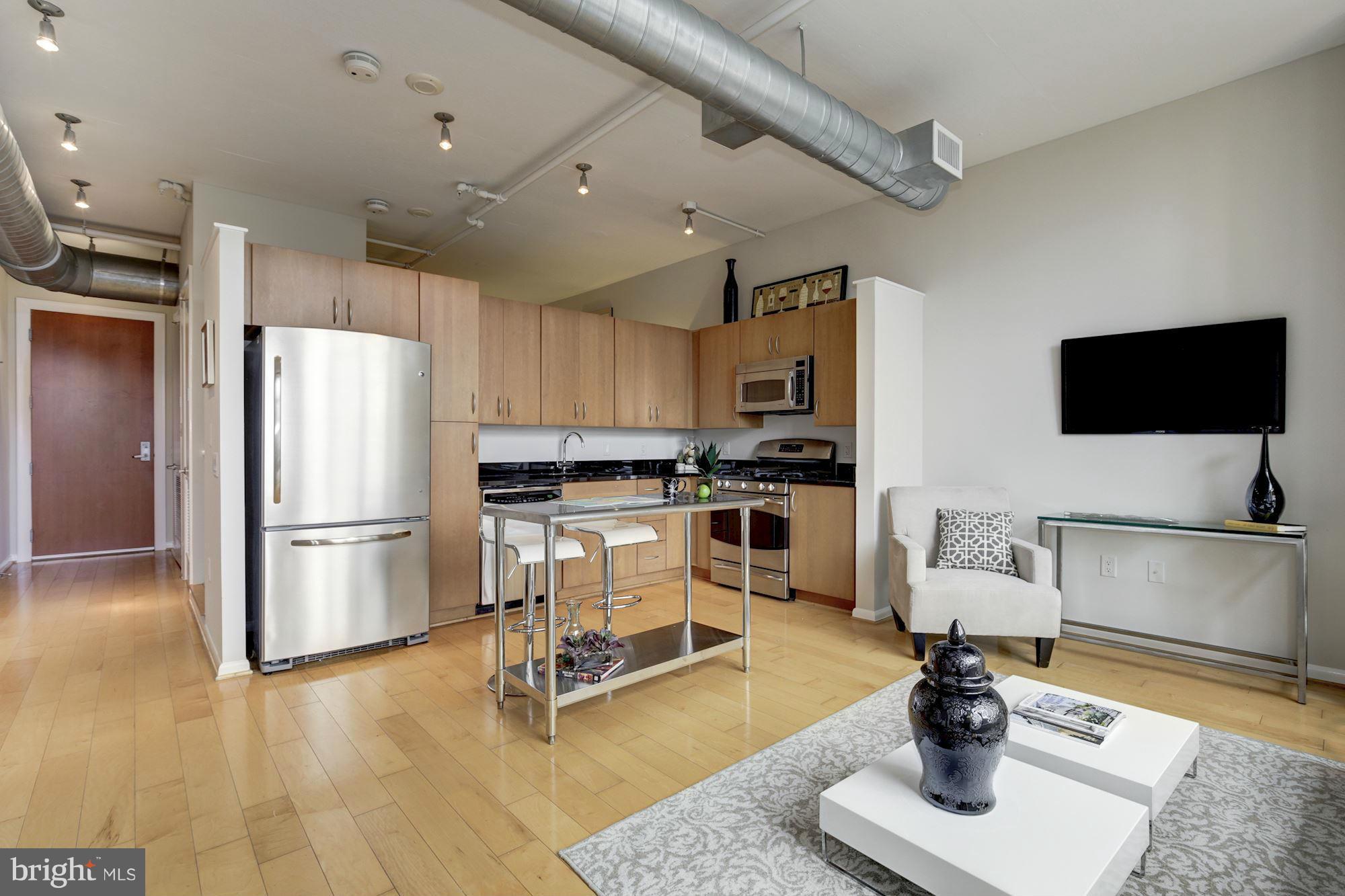 811 4th Street Northwest, Unit 503 Washington, DC 20001 - Photo 11 of 30 Kitchen