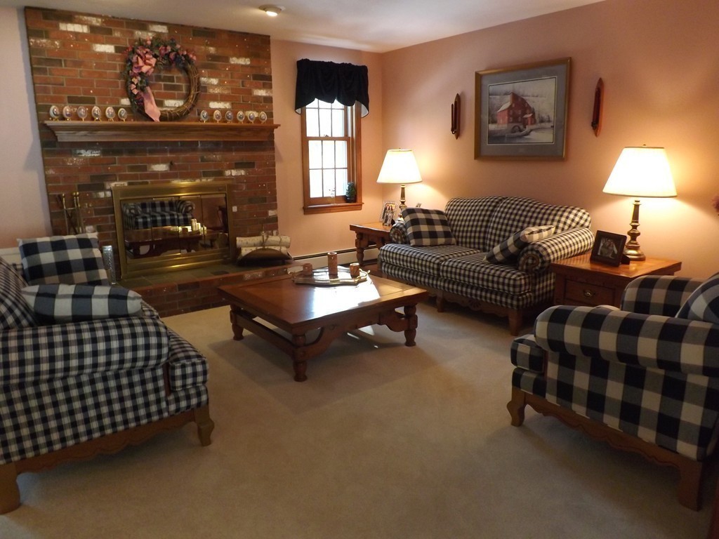 10 Hycrest Road Charlton, MA 01507 - Photo 9 of 30 Gallery Image 9