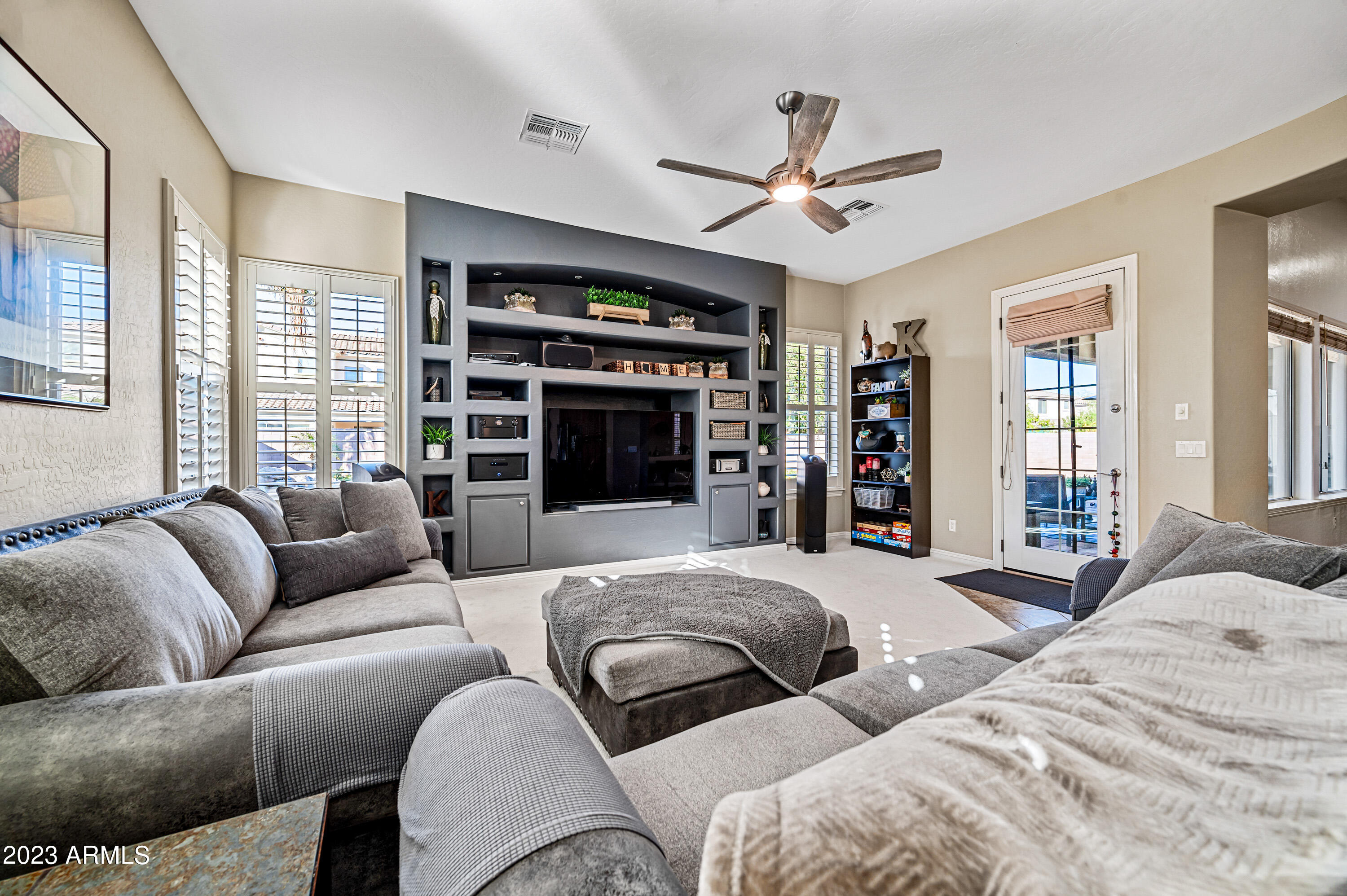 702 East Hopkins Road Gilbert, AZ 85295 - Photo 18 of 78 17-ocupix-702EHR