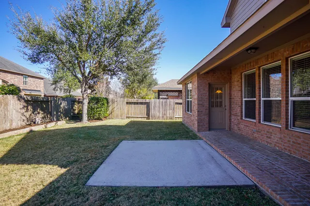 $2,950 | 24638 Wild Oak Lake Drive, Katy, TX 77494