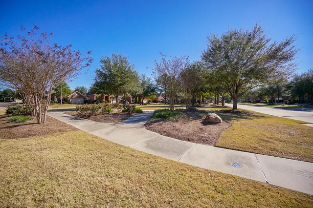 $2,950 | 24638 Wild Oak Lake Drive, Katy, TX 77494