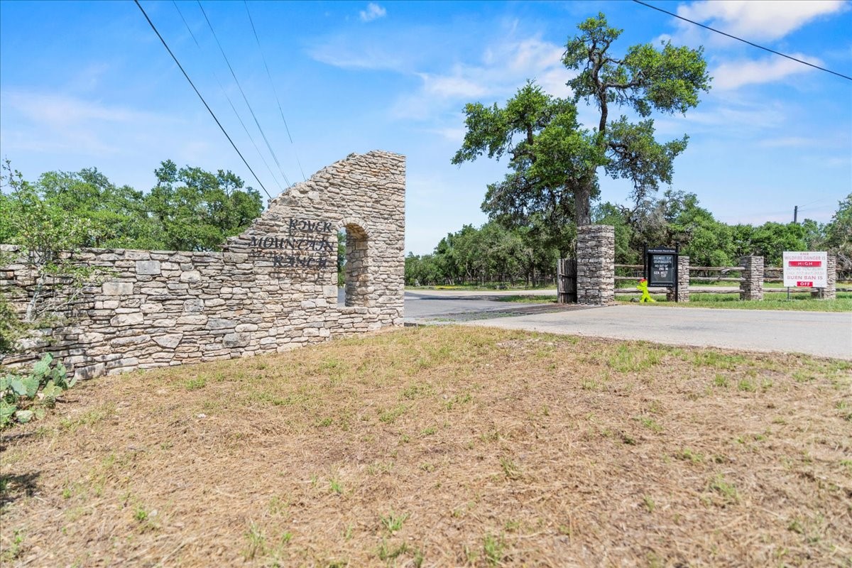 1001 Bluff View Road Wimberley, TX 78676 - Photo 11 of 15 a view of outdoor space with garden